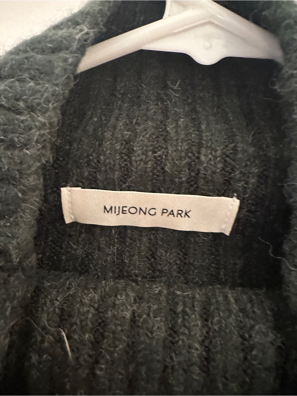 Mijeong Park Ribbed Knit Dark Green Women's Sweater Neck warmer/vest - Picture 4 of 6